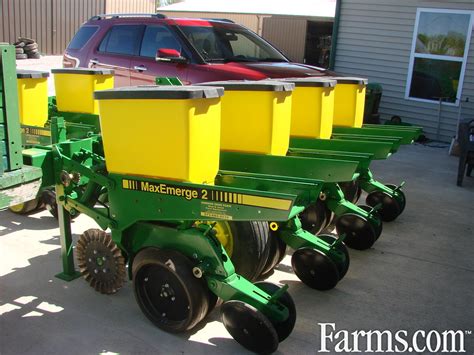 john deere 7300 4-row planter for sale - max emerge 2 with ply boxes and heavy duty no-til. . 4 row planter for sale near me